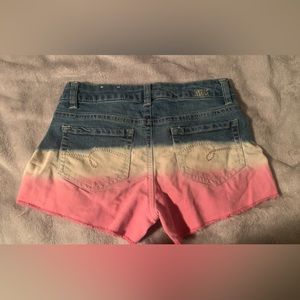 Girls super cute jean shorts!